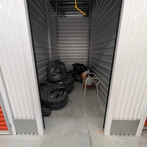 5 x 10 storage unit in Unknown, TX