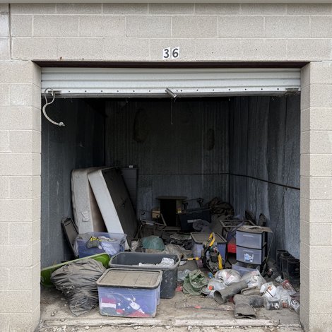 10 x 15 storage unit in N Wahpeton, ND