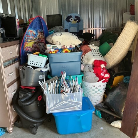 10 x 10 storage unit in Hagerstown, MD