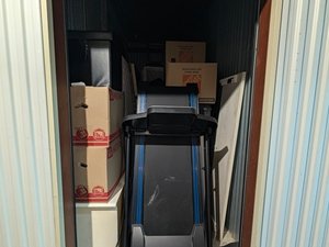5 x 10 unit in #43 San Antonio
