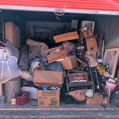 10 x 15 storage unit in #43 San Antonio, TX