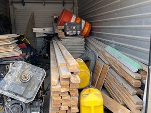 10 x 20 unit in Laredo