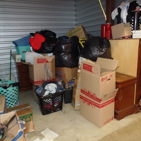 10 x 10 storage unit in Bolingbrook, IL
