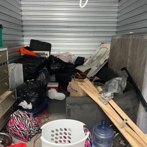 10 x 10 storage unit in Springfield, MA