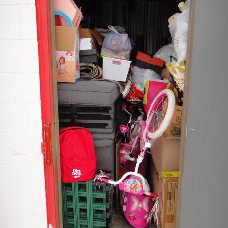 5 x 10 storage unit in Hoffman Estates, IL