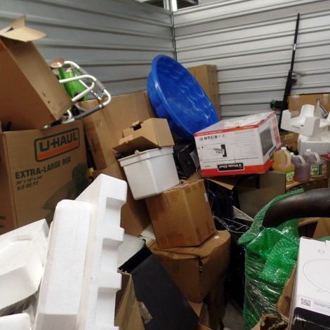 10 x 15 storage unit in Montgomery, IL