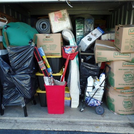 10 x 15 storage unit in Streamwood, IL