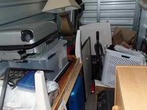 10 x 10 unit in Woodridge