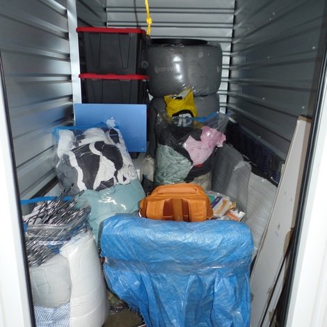 5 x 10 storage unit in Woodridge, IL