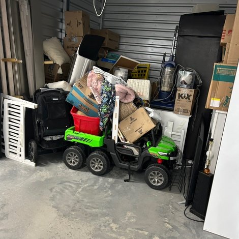 10 x 10 storage unit in Louisa, VA
