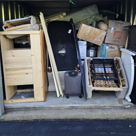10 x 10 storage unit in Merrimack, NH