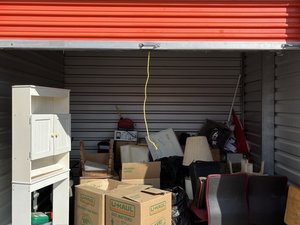 10 x 10 unit in El Paso