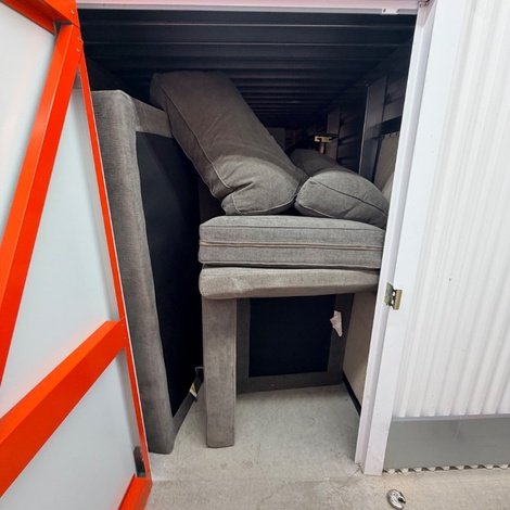 5 x 10 storage unit in Brooklyn, NY