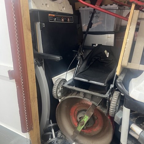 8 x 12 storage unit in Unknown, NY