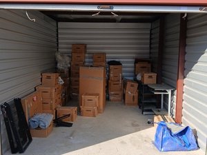 10 x 15 unit in Lebanon