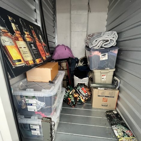 5 x 7 storage unit in W Woodside, NY
