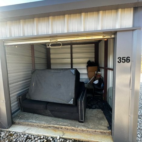 10 x 10 storage unit in Rome, GA