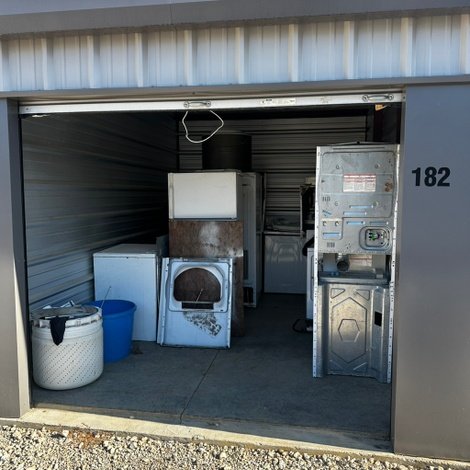 10 x 15 storage unit in Rome, GA