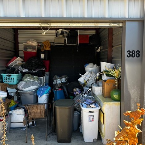 10 x 10 storage unit in Rome, GA