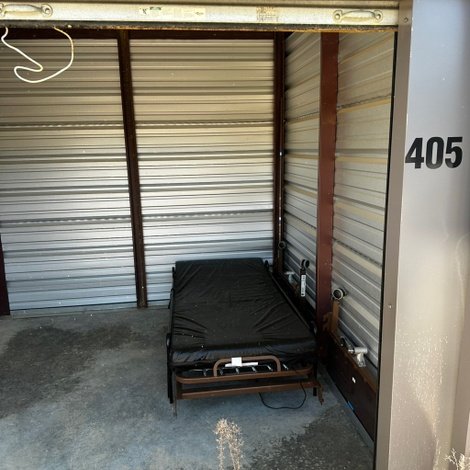 10 x 10 storage unit in Rome, GA