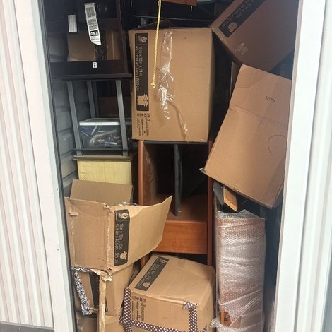 5 x 10 storage unit in Omaha, NE