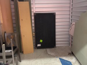 10 x 10 unit in Omaha