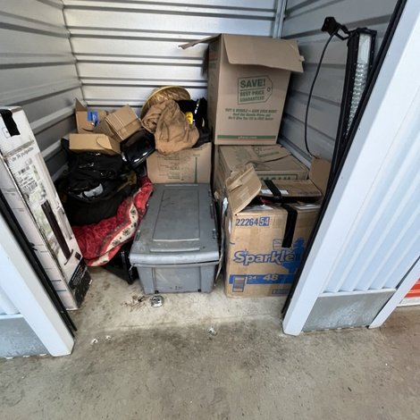 5 x 5 storage unit in Charlotte, NC