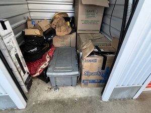 5 x 5 unit in Charlotte