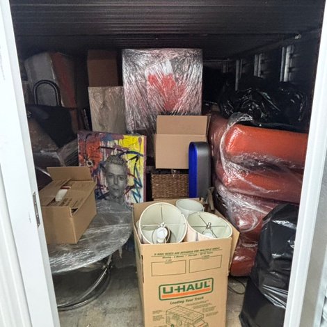 10 x 15 storage unit in Santa Clara, CA