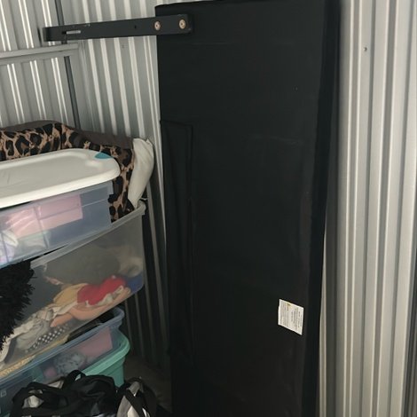 5 x 5 storage unit in St. Louis, MO