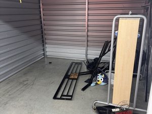 10 x 10 unit in Reno