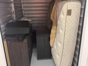 5 x 10 unit in Reno