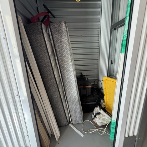 5 x 5 storage unit in Reno, NV