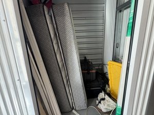 5 x 5 unit in Reno
