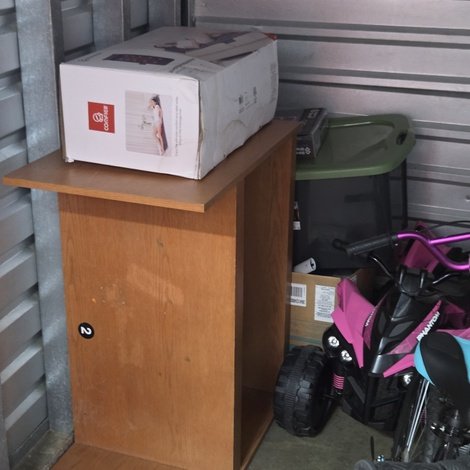 5 x 10 storage unit in College Park, GA