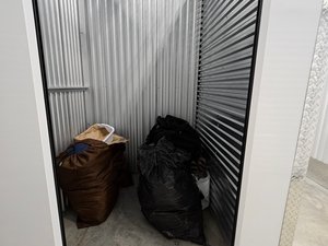 5 x 5 unit in Brockton