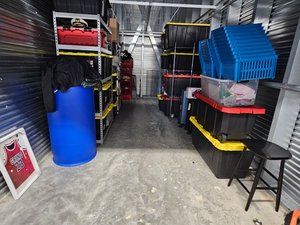 10 x 20 unit in Brockton