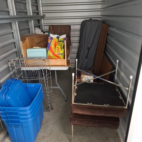 5 x 10 storage unit in Novato, CA