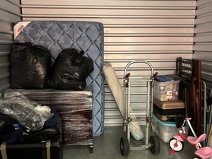 10 x 15 unit in College Park
