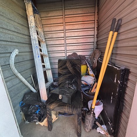 5 x 5 storage unit in College Park, GA