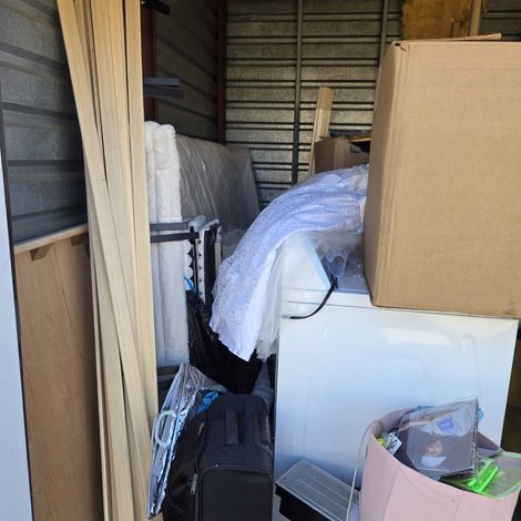 10 x 10 storage unit in College Park, GA