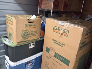 10 x 10 unit in College Park