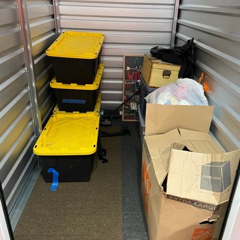 5 x 8 storage unit in Tulsa, OK