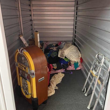 5 x 10 storage unit in Tulsa, OK
