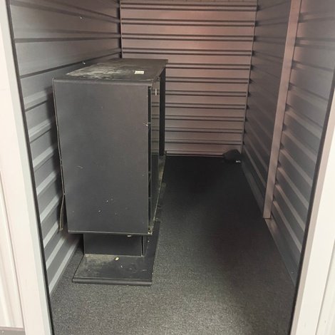 5 x 10 storage unit in Tulsa, OK