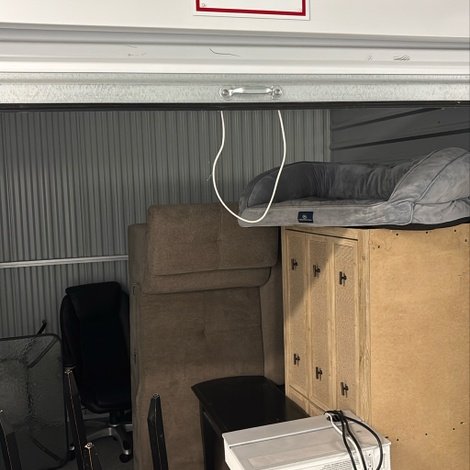 10 x 10 storage unit in Unknown, NC