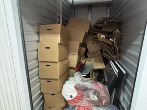 10 x 10 unit in Staten Island