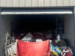 10 x 20 unit in NE Salem