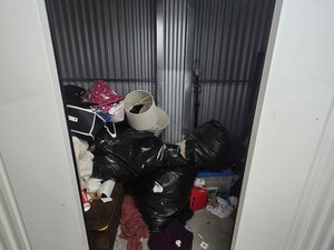 5 x 10 unit in Revere
