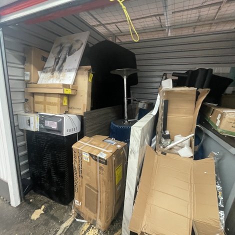 10 x 10 storage unit in Charlotte, NC